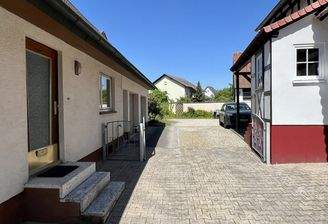 Gemeinsame Hofeinfahrt