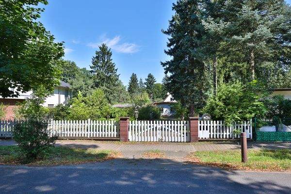 Blick auf das Grundstück