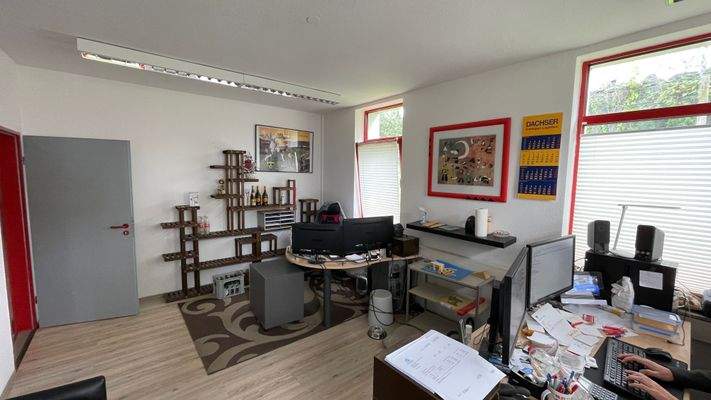 Büro2.jpg