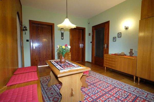 0E24F888-6AD4-4357-95D3-36702B963A5E-6454-0000090151C792C8