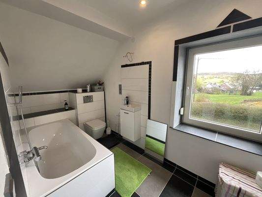 Tageslichtbad im Dachgeschoss