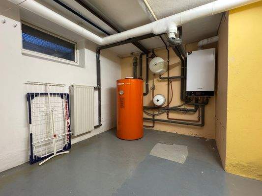 Heizungsraum im Keller