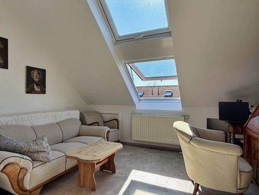 helles Arbeitszimmer Dachgeschoss