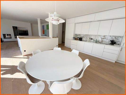 Küche u. Essbereich