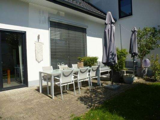 H-S-165-Haus 1-Terrasse
