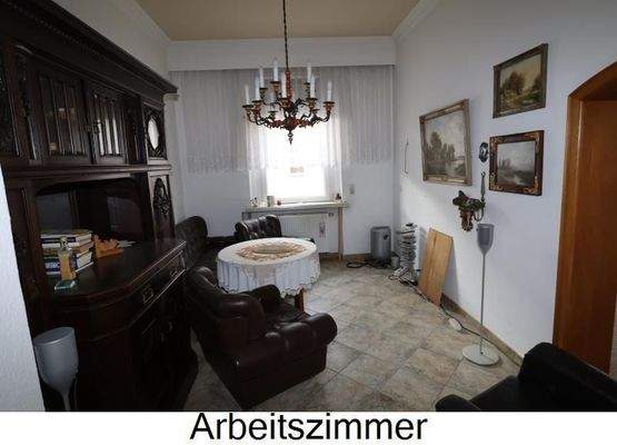 Arbeitszimmer