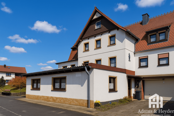 Außenbild vorne rechts