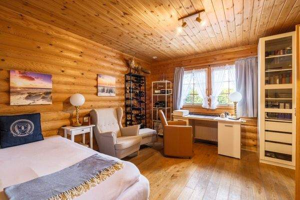 Büro / Gästezimmer