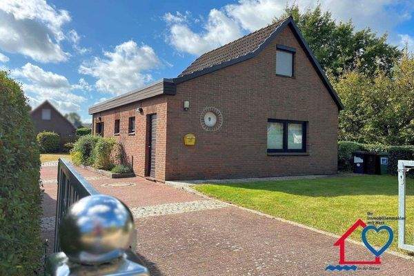 Einfahrt Parkplätze.jpg