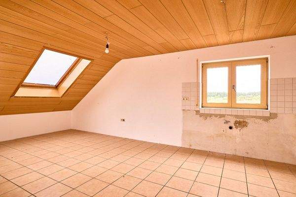 Blick in die Küche im Dachgeschoss