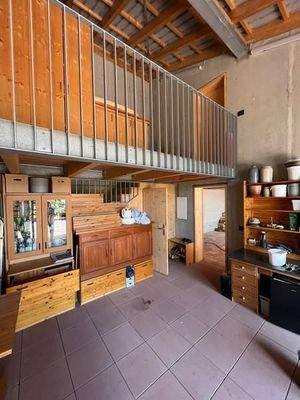 107 Hobbyraum im Carport