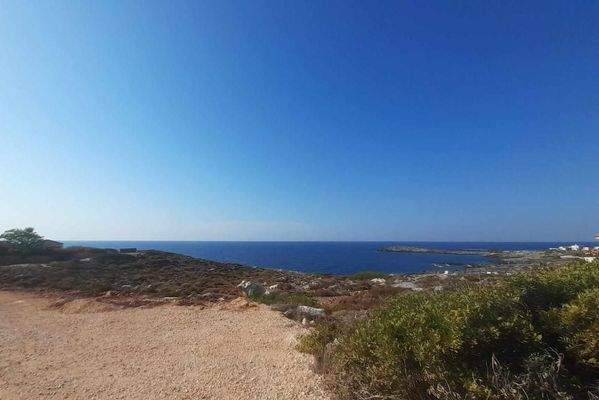 Kreta, Stavros: Eckgrundstück mit Meerblick zu verkaufen