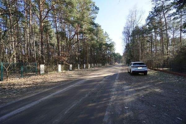 Straße vor dem Grundstück (4).jpg