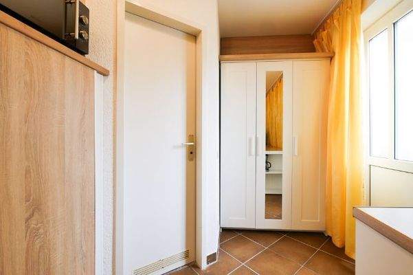 161 Schrank, Eingangsbereich (1 von 1)