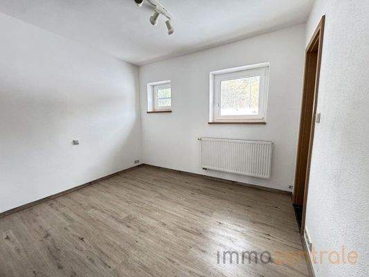 DFA5E7F8-C170-42C2-B28E-35263F8B1AE6_1_105_c