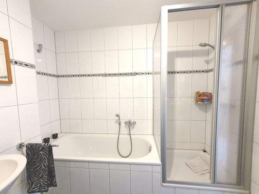 BADEZIMMER DACHGESCHOSS