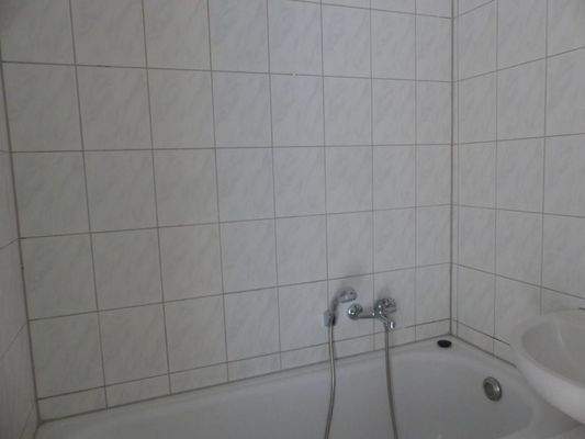 Badezimmer mit Wanne