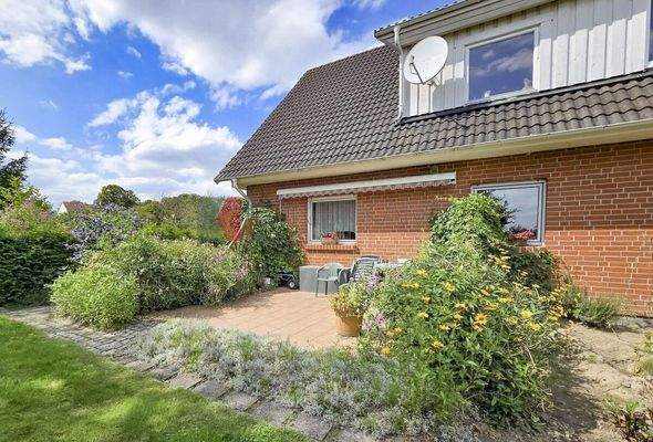 Terasse mit Feldblick