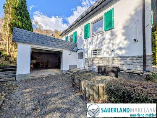 Vorderansicht Garage