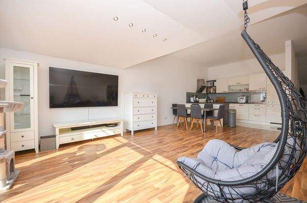 Offener Wohn- und Essbereich