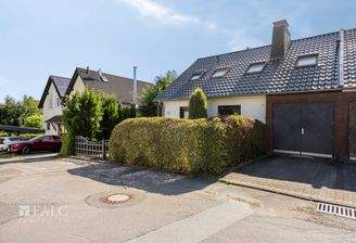 Haus mit Garage