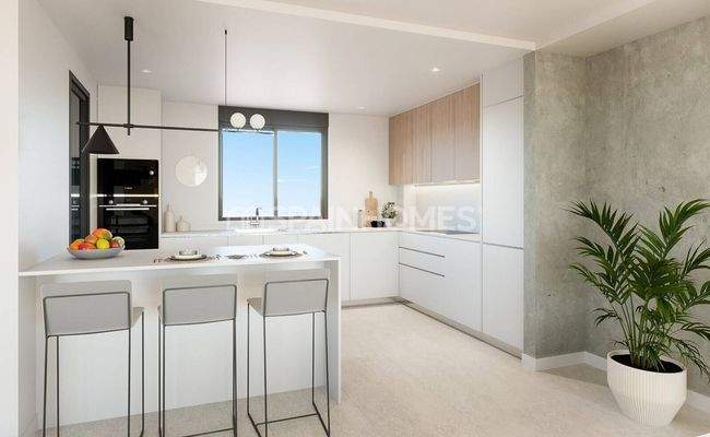 Well Located Contemporary Apartments with Sea View in Marbella