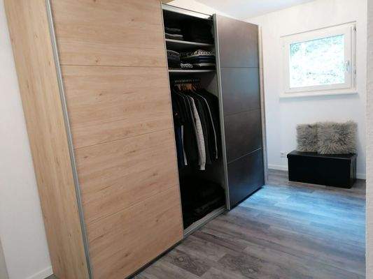 19 Wohnung 1 Ankleidezimmer