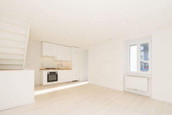 Esszimmer und Küche