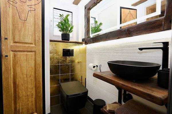 Das vergoldete Badezimmer