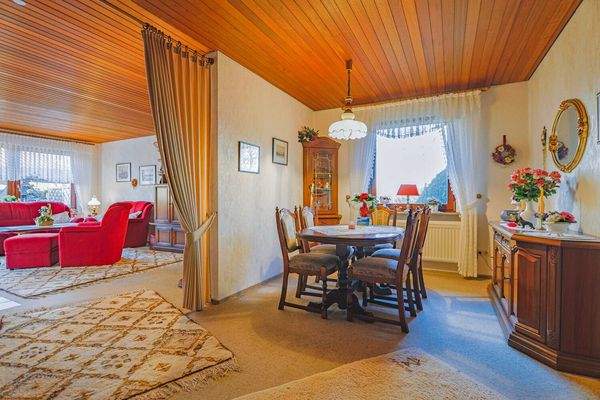 Wohn- und Esszimmer Ansicht I