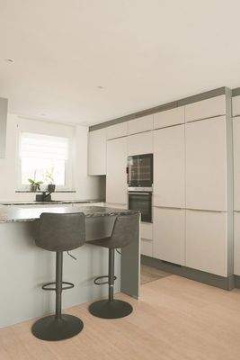 Barhocker direkt an der Küche