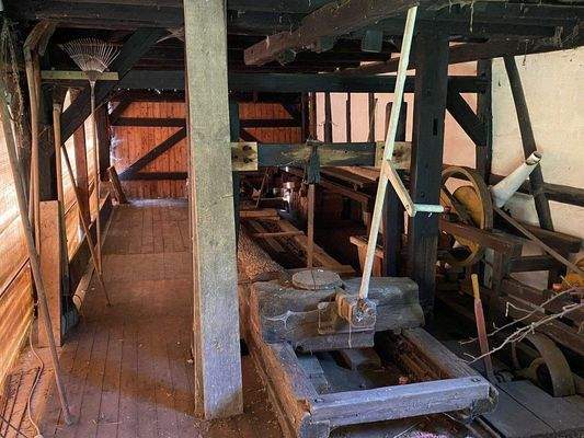 56 Innenraum Schneidemühle (2).jpg