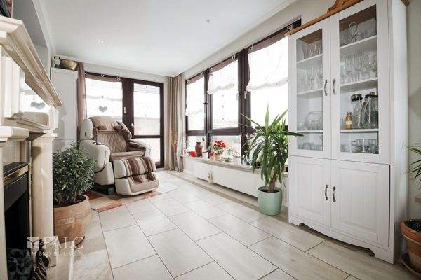 Veranda mit Essbereich