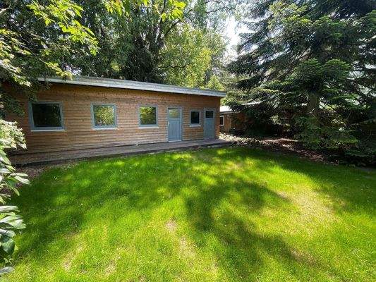 Hintere Nebengebäude