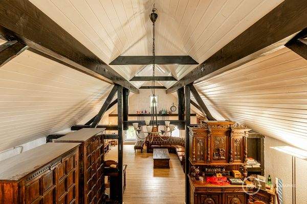 "Schlafen unterm Dach"