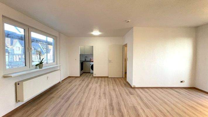 Freundliches Ambiente mit viel Tageslicht