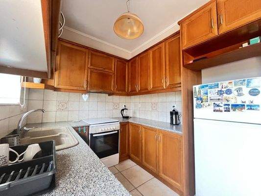 MIT VIDEO: Kreta, Neo Chorio: Zwei- Apartmentshaus zu verkaufen