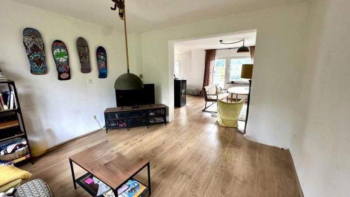 Blick vom Wohn- in Esszimmer