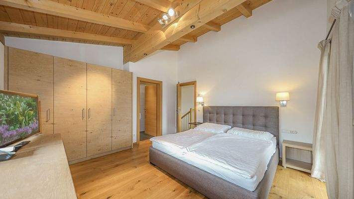 KITZIMMO-Exklusive Wohnung am Sonnberg Ski in / Ski out - Immobilien Kitzbühel.