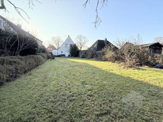 Ansicht von der hinteren Grundstücksgrenze