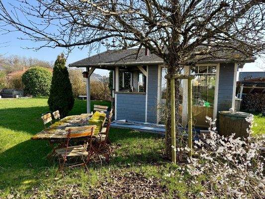 IO-Regulshausen-Außenansicht-Gartenhaus