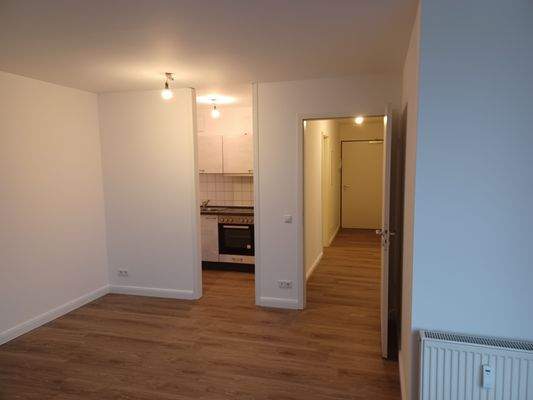 Wohnzimmer mit Blick zur Küche