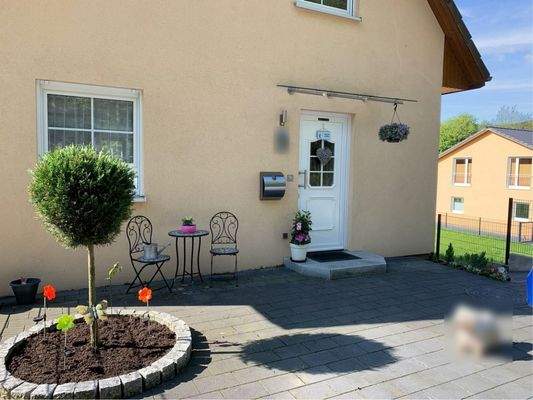 Vorderseite Eingangsbereich