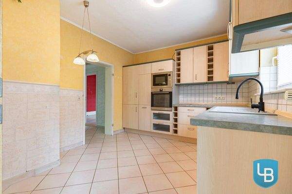 ...mit Platz für eine Sitzmöglichkeit