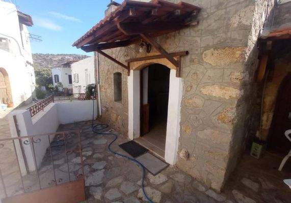 Kreta, Epano Sisi: Doppelhaushälfte mit einem Schlafzimmer. Nur 10 Minuten zu Fuß zum Strand