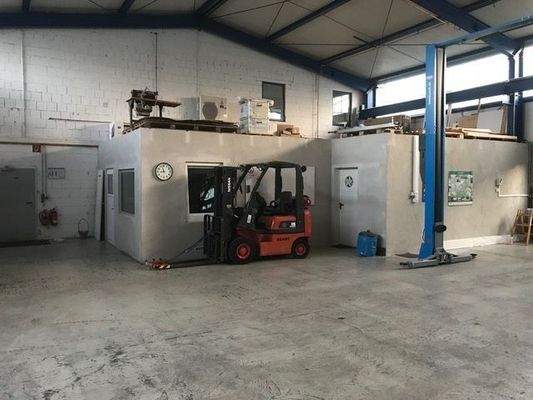 Umkleide &amp; WC Mitarbeiter