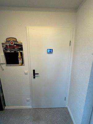 Eingangstür mit Türspionkamera