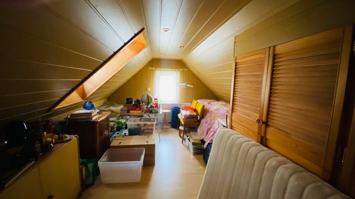 Zimmer über Anbau