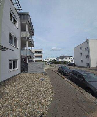 Rollstuhlgerechter Zugang zum Haupteingang