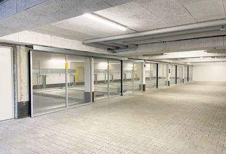 Tiefgaragenstellplatz